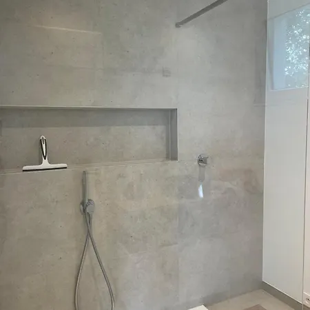 Nouvelle Construction Dans Le Village De Fays Villa